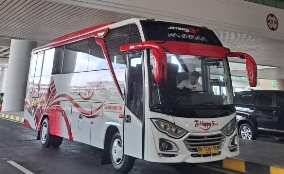sewa bus di jakarta